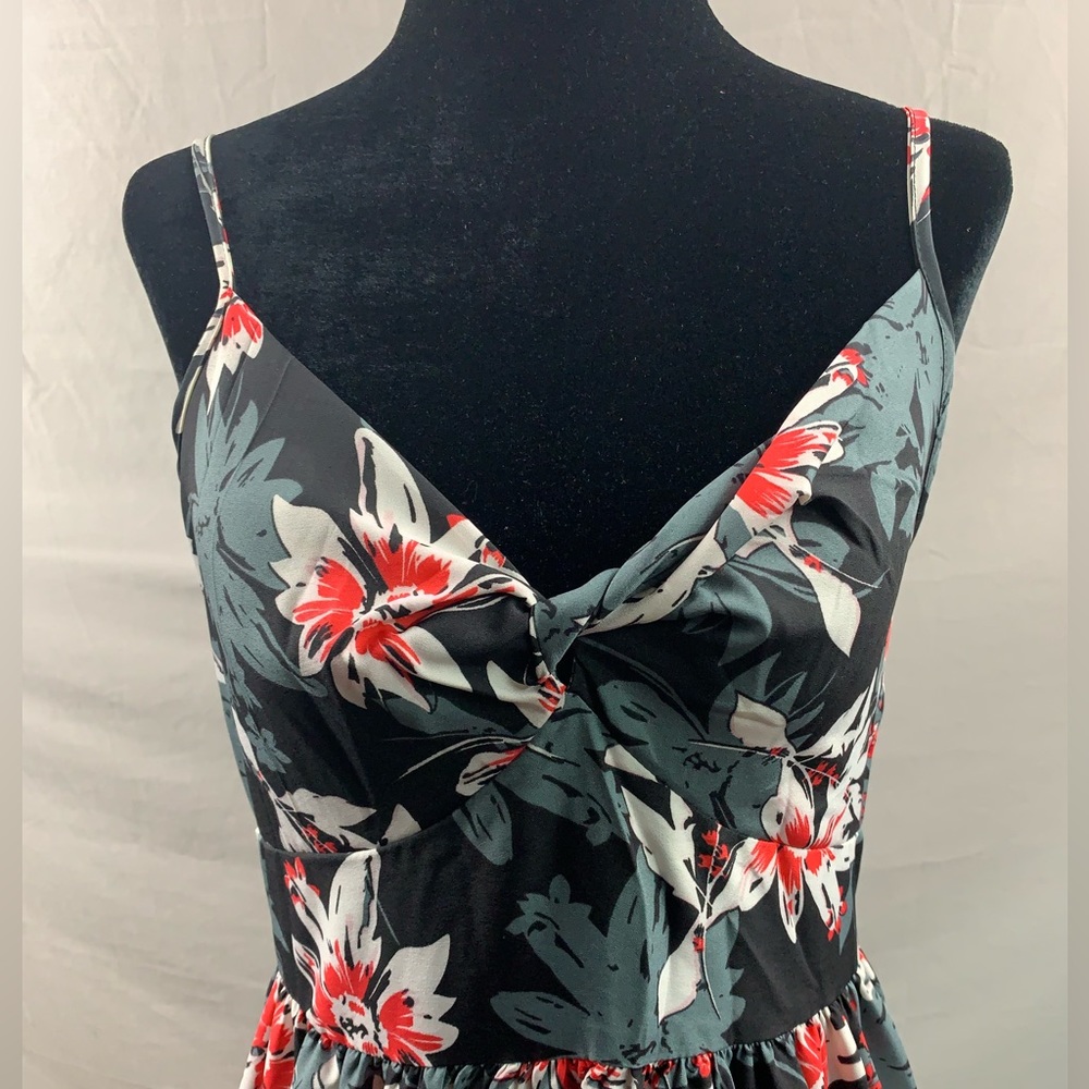 Black Boho Floral Print Twist Front Cami Dress - Picture 7 of 10